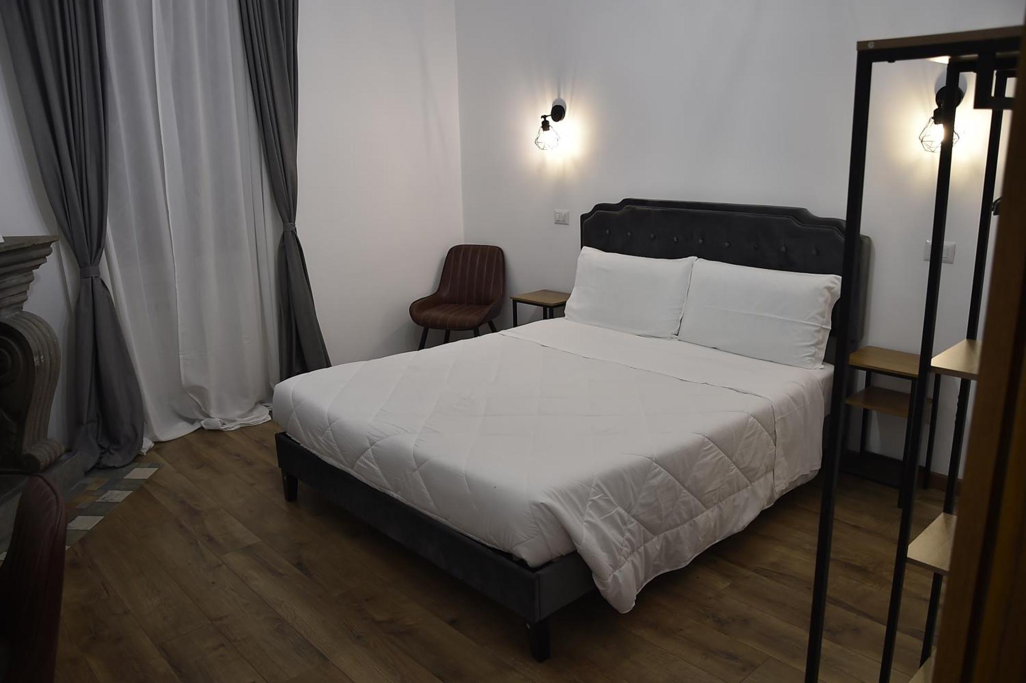 Chic Cattolica Gemelli Roma
